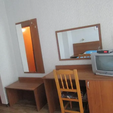 Zora Hotel 2*