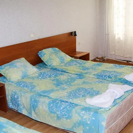 Zora Hotel 2*