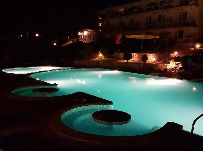 Zora Otel 2*